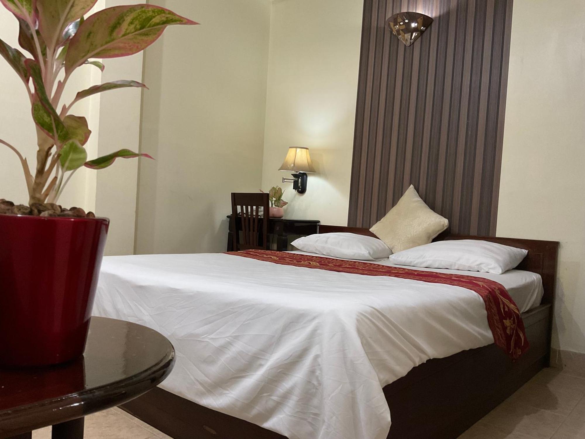 Khach San Minh Chau - Hoa Hung Hotel Ho Şi Min Exterior foto