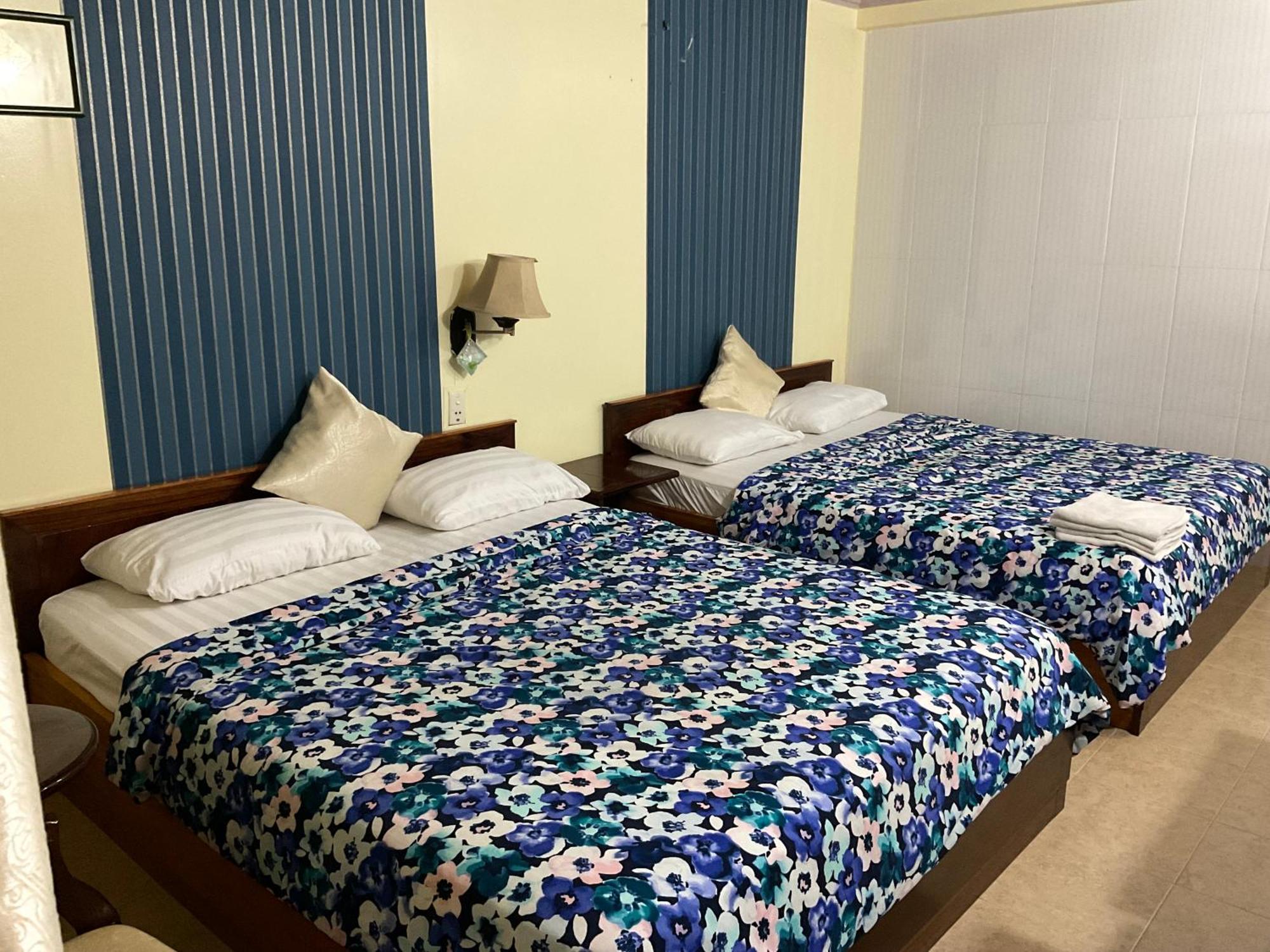 Khach San Minh Chau - Hoa Hung Hotel Ho Şi Min Exterior foto