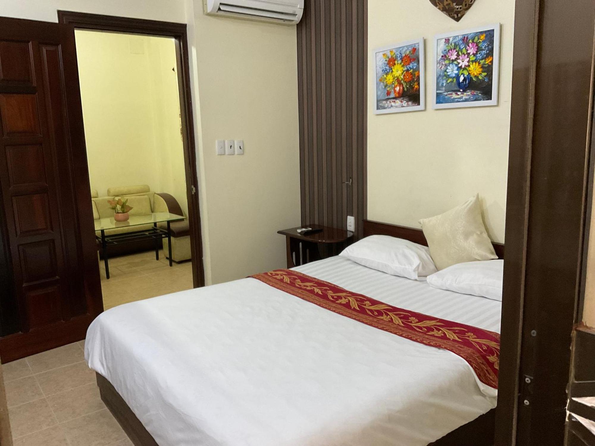 Khach San Minh Chau - Hoa Hung Hotel Ho Şi Min Exterior foto