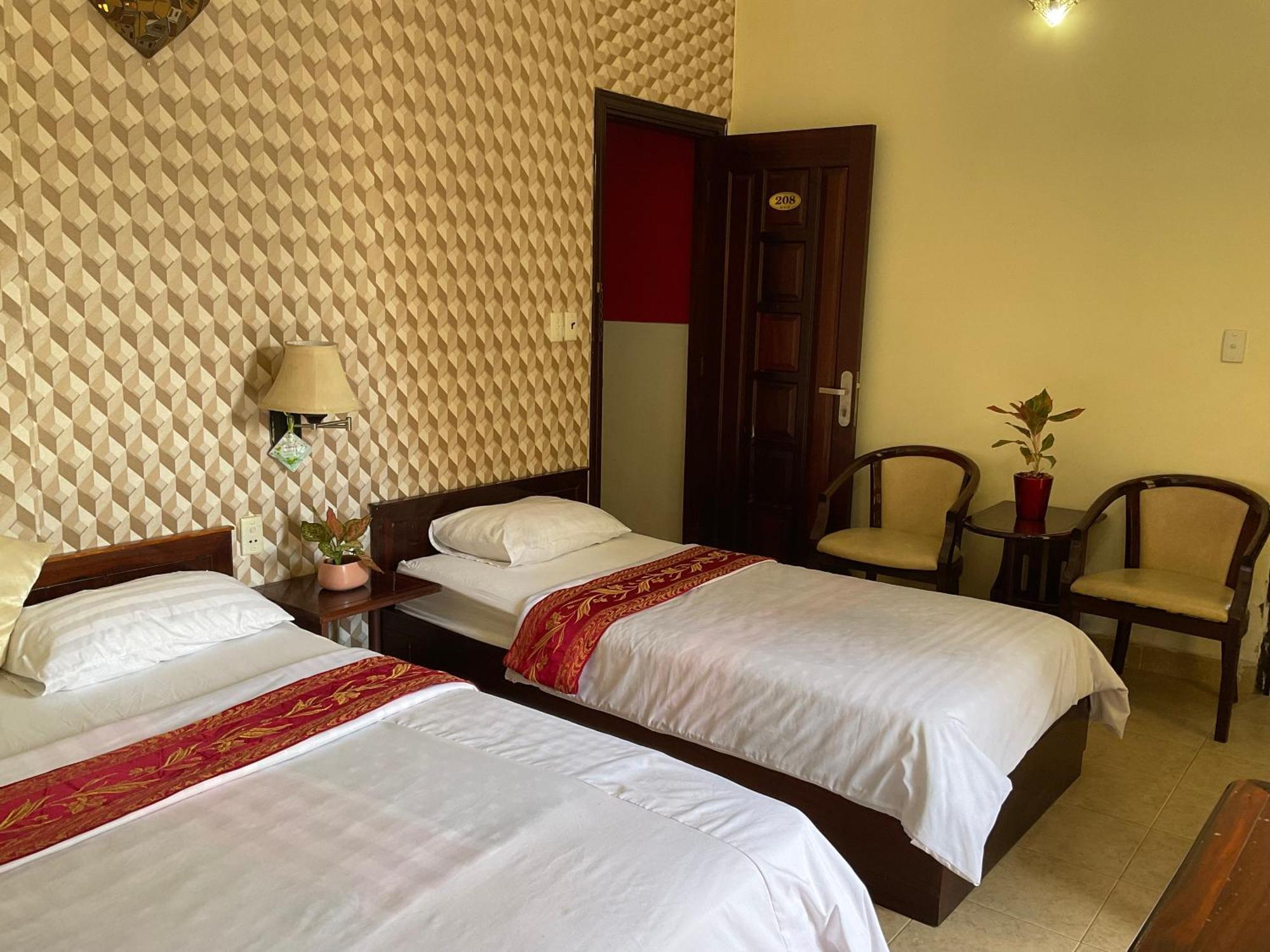 Khach San Minh Chau - Hoa Hung Hotel Ho Şi Min Exterior foto