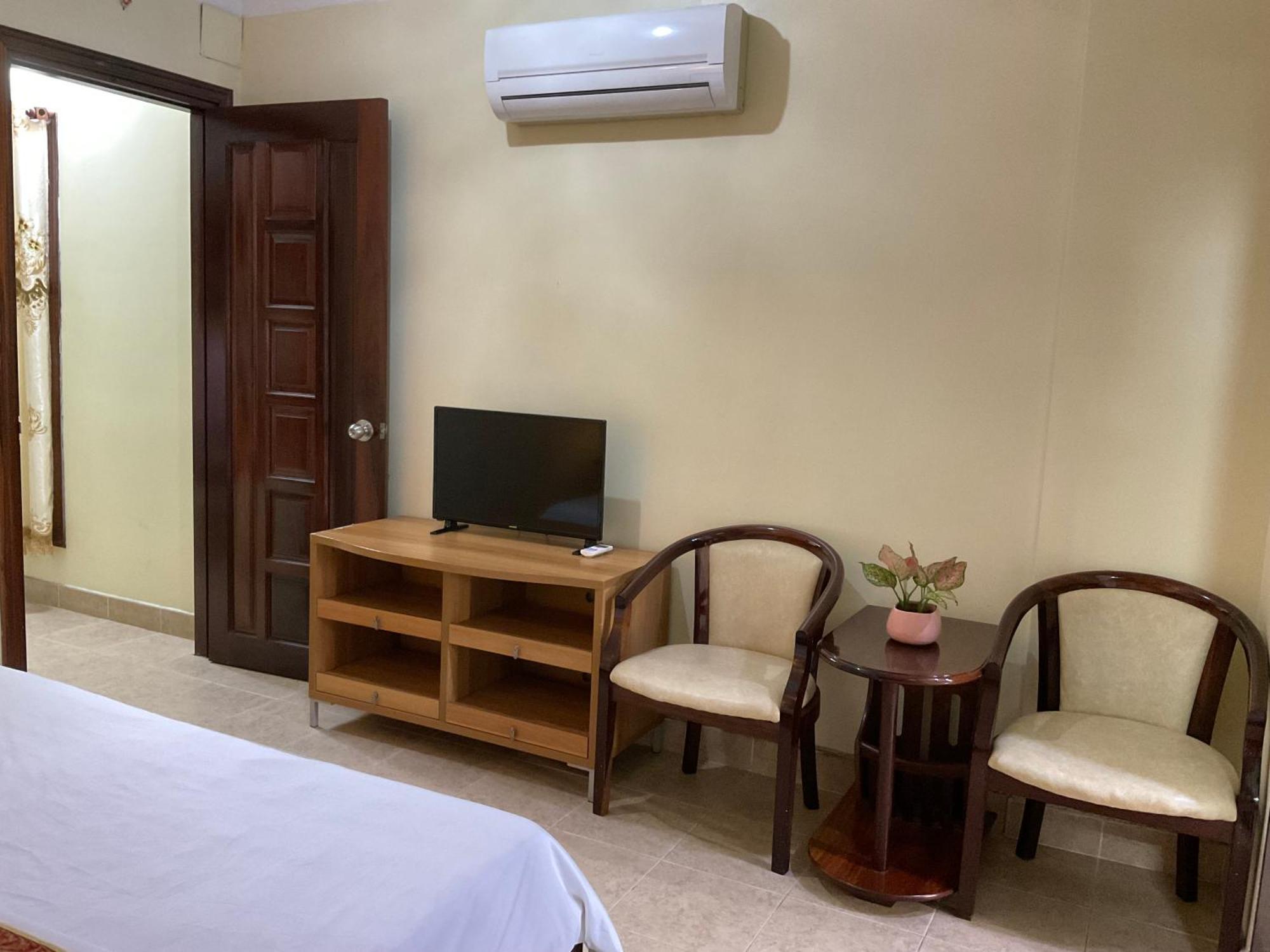 Khach San Minh Chau - Hoa Hung Hotel Ho Şi Min Exterior foto